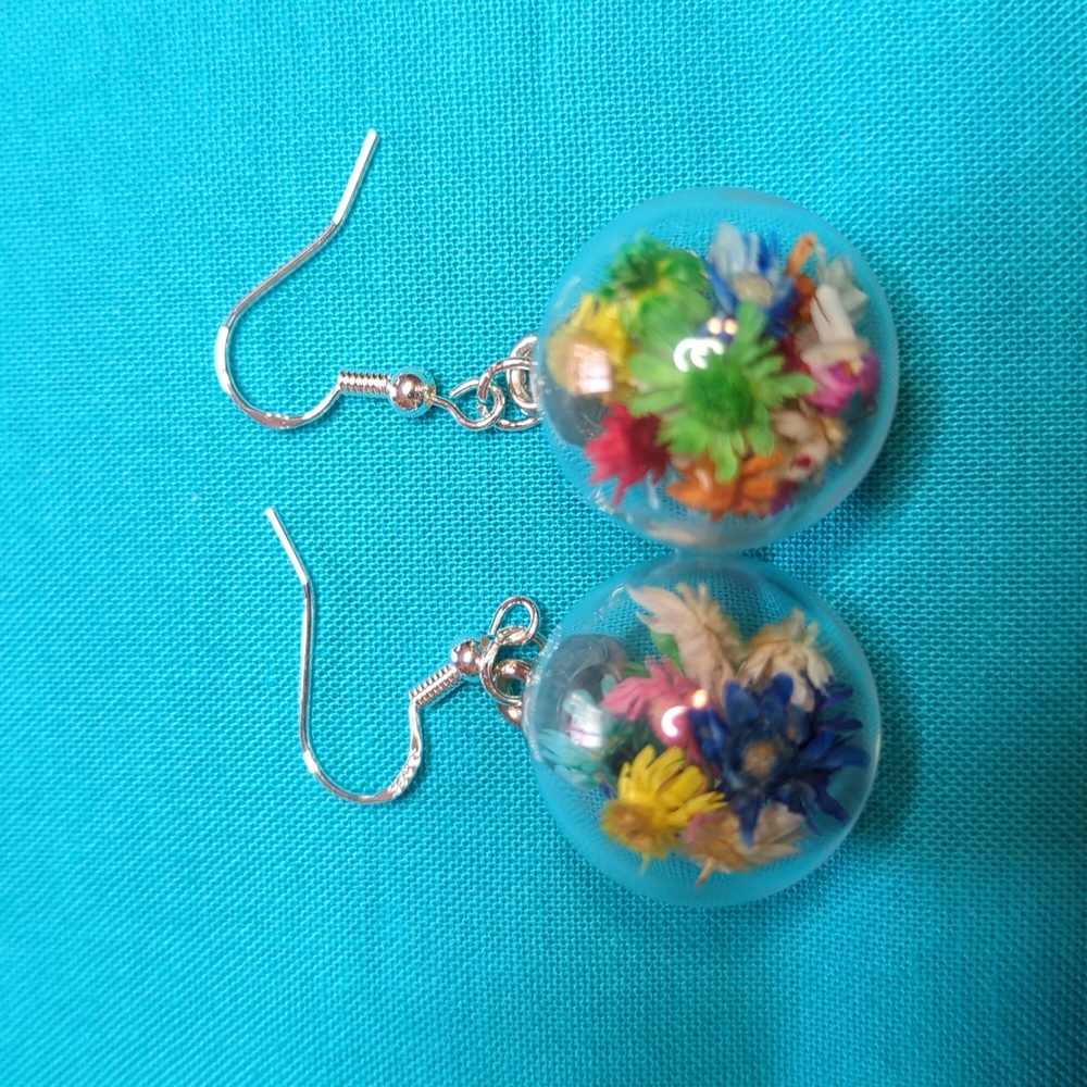 New Handmade Dried Flowers in Glass Globe Earrings